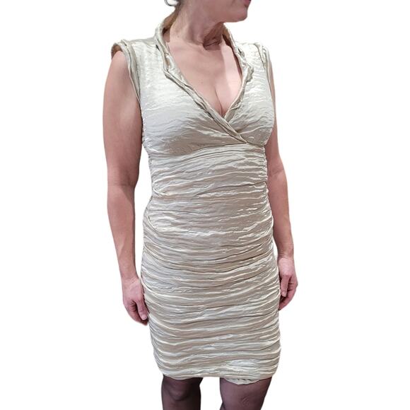 NICOLE MILLER Gold Foil Crimped Party Dress 8 Gathered Low Cut V-Neck Bodycon - Picture 2 of 9